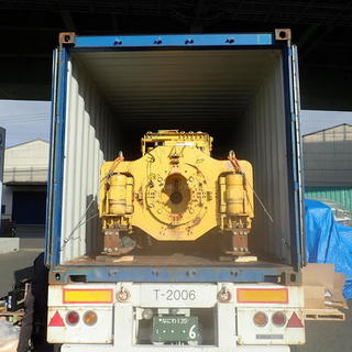 20ｆ建機のバンニング★