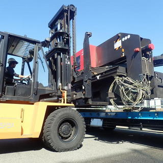 印刷機械☆彡工作機械☆彡の搬入‼