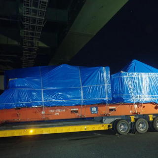 工作機械のバンニング☆彡 フラットコンテナ‼