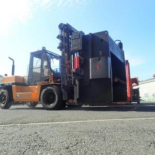 工作機械のバンニング☆彡  オープントップコンテナ‼