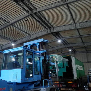 印刷機械バンニング☆彡  24tリフト使用‼